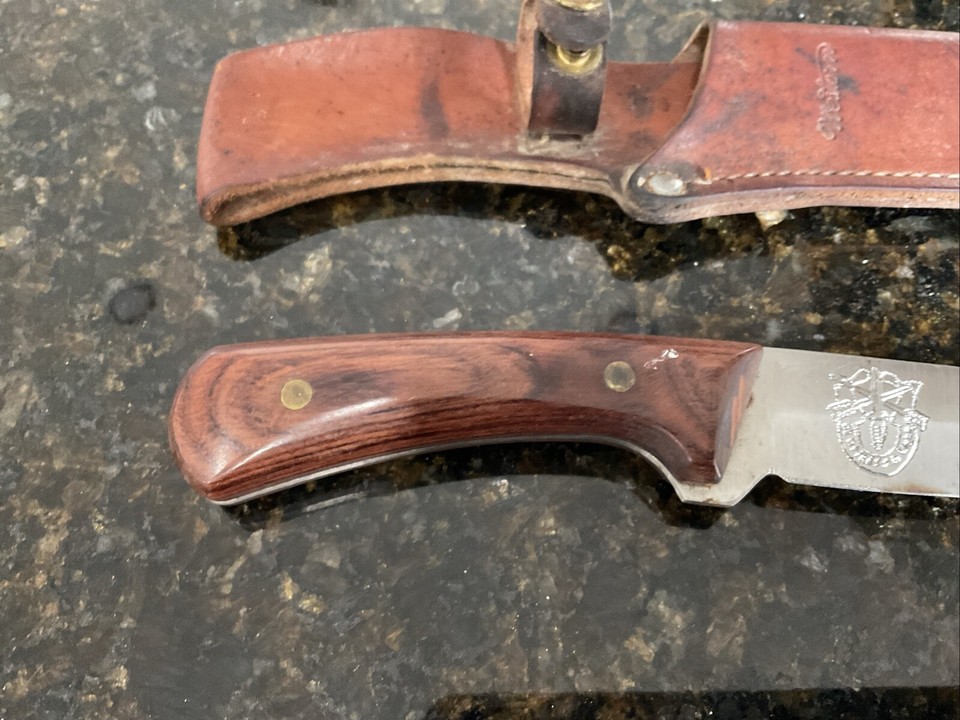 Texas Rangers Western W84 Fixed Blade Knife with original Sheath - USA ...