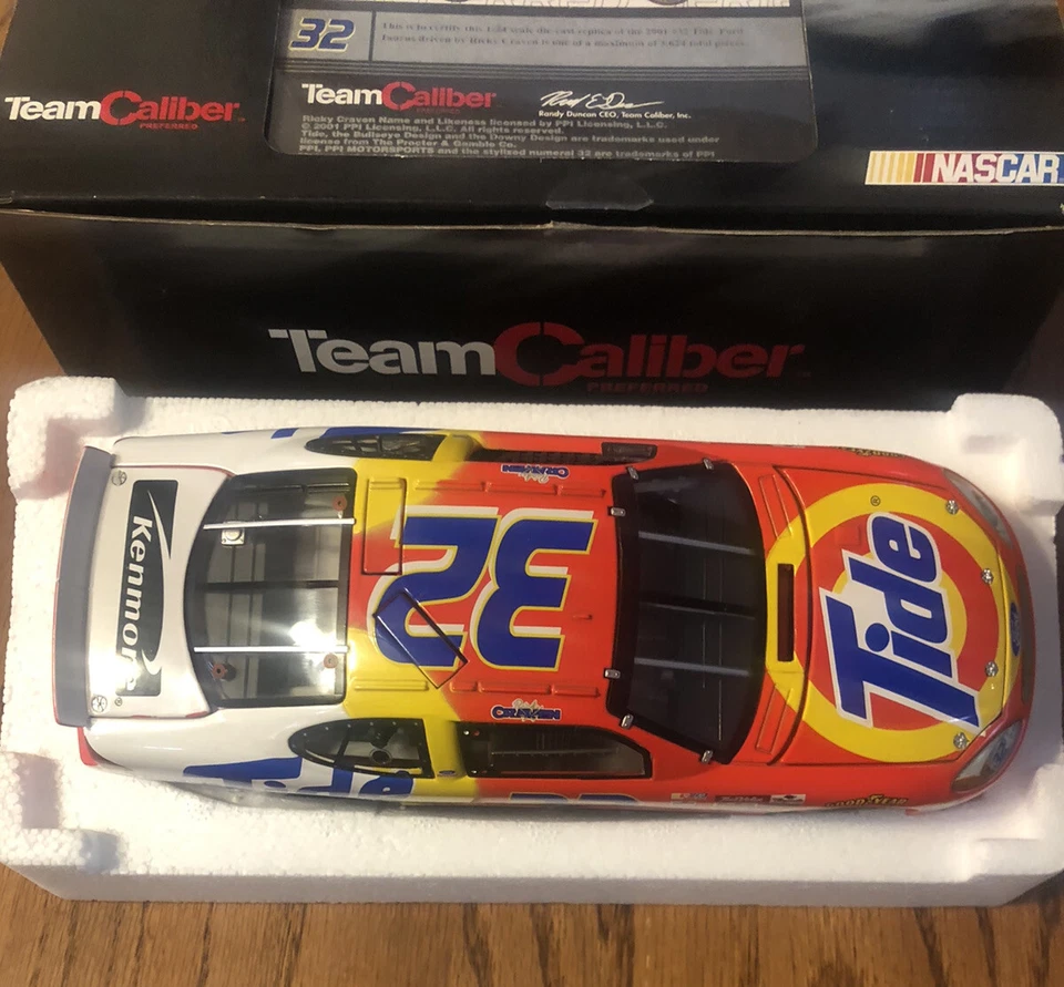 Ford Team Caliber Preferred Ricky Craven #32 Tide 2001 escala 1:24 hecho 1/3624 Foto 2 de 4