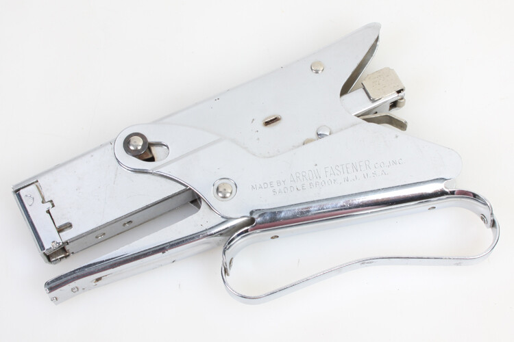ARROW P22 HEAVY DUTY PLIER TYPE STAPLER eBay