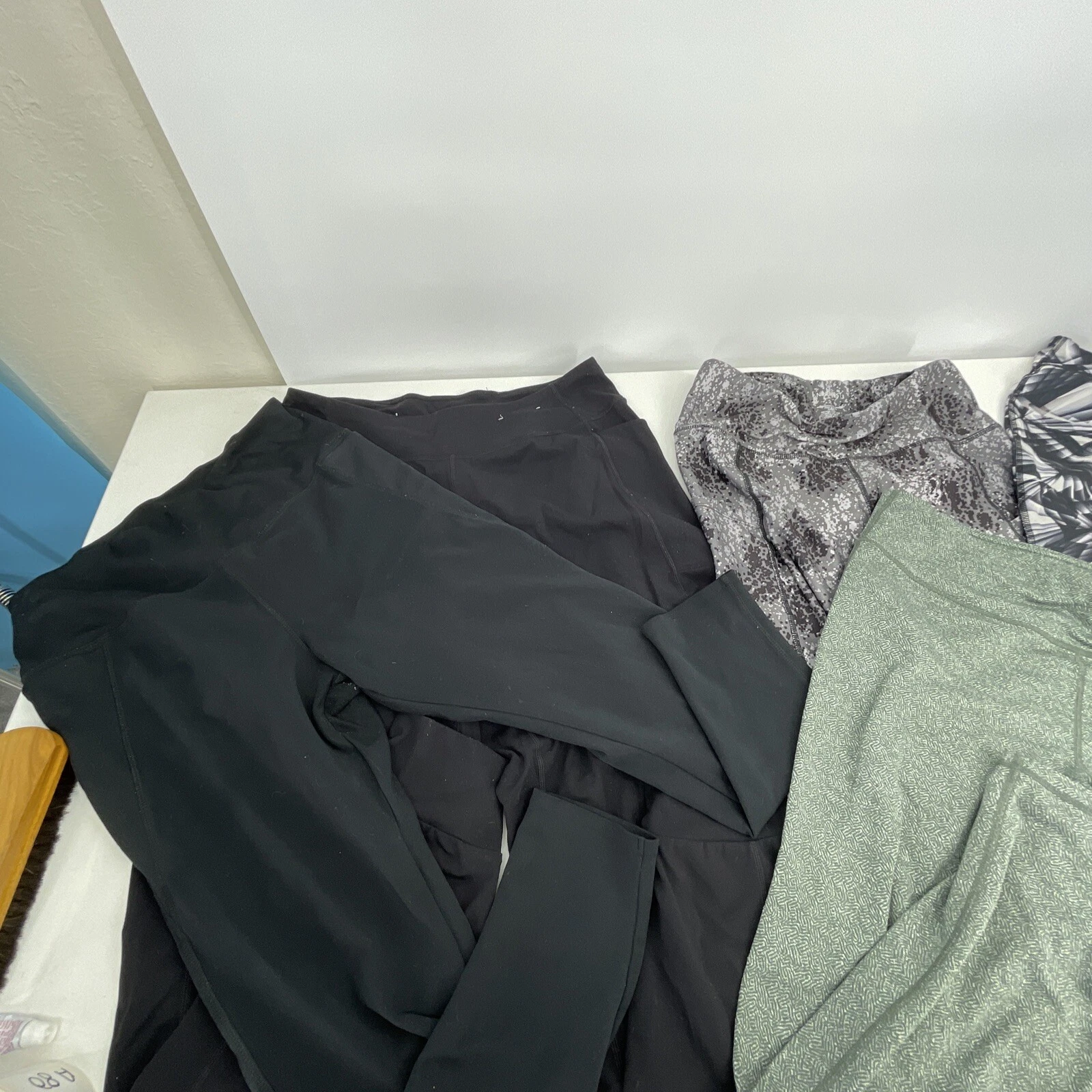 nine-west activewear lot of 5 items leggings