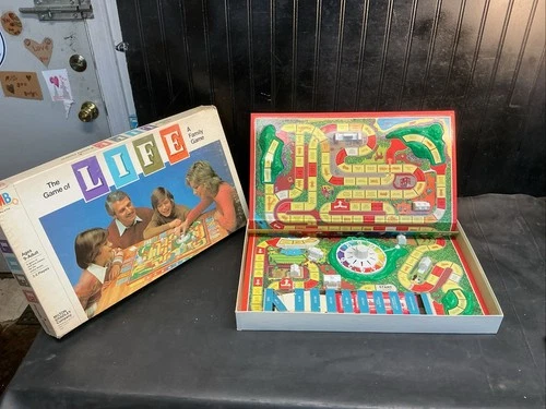 Vintage 1979 Game of Life Board Game Milton Bradley HTF COMPLETE Free Shipping