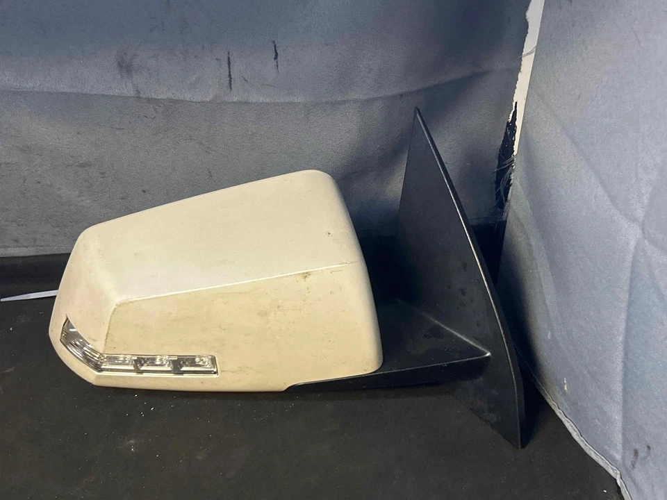 Fits 2007-08 Gmc Acadia Right Door Mirror (white) Oem:25894450 Foto 3 de 4