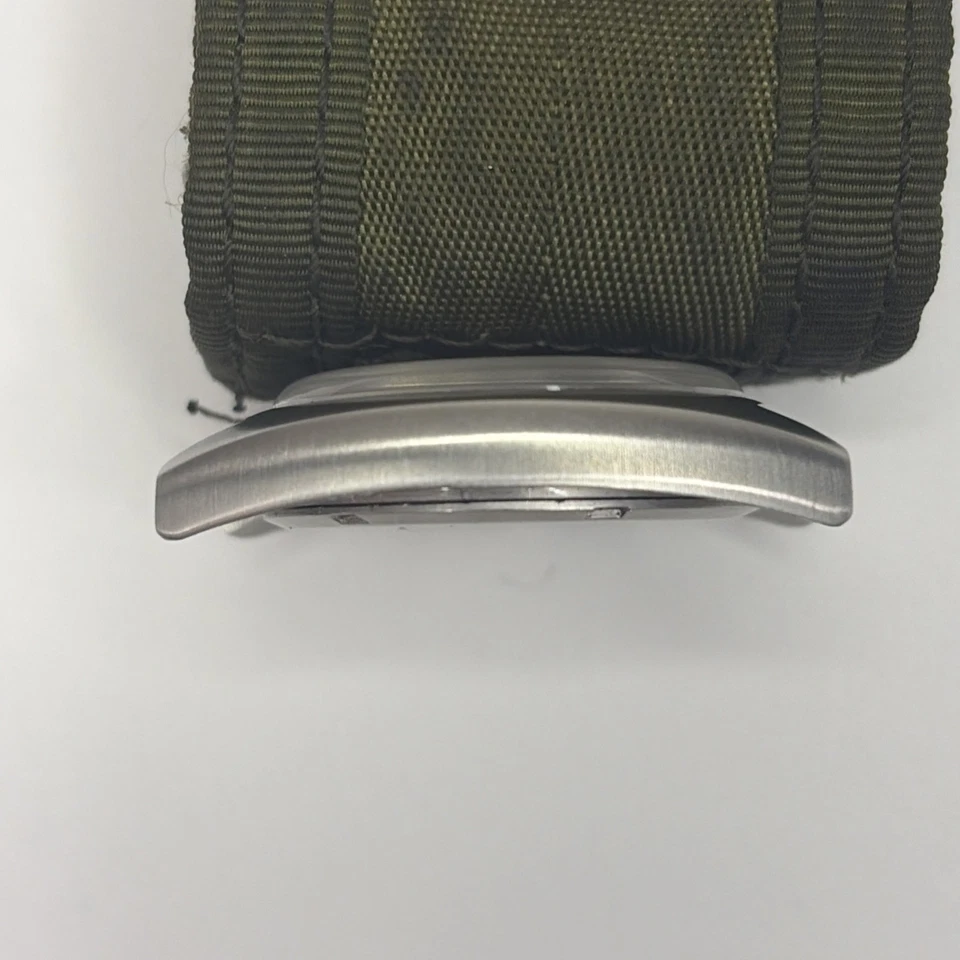 Vintage Estilo CWC Relógio de Campo Militar Britânico Quartzo Movimento Japão Funcionando - Imagem 3 de 4