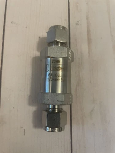 Parker 6A-C6L-1/3-SS Check Valve 3/8"