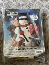 Design Works Crafts Felt Wall Hanging Kit 5109 Frosty Snowman Finishes 18x16"