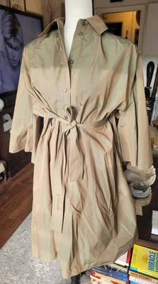 NWT Givenchy Tan Trench Coat Cape $3,000 Retail