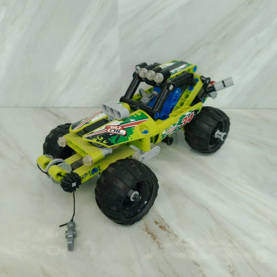 LEGO Technic 42027 Desert Racer, foto 1 di 5