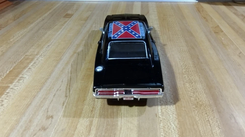 Dukes Of Hazzard Custom '69 Dodge Charger Black General Lee DiecastCar,1:24,new! - Image 4 of 4