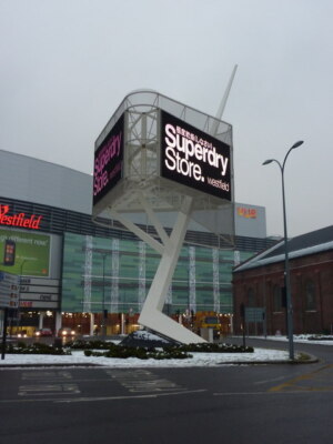 Photo 6x4 Advertising sculpture, Westfield Shopping Centre Hammersmith Th c2010