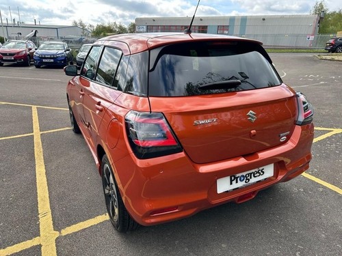 2025 Suzuki Swift 1.2 MHEV Ultra Hatchback 5dr Petrol Hybrid Manual Euro 6 (s/s) - Picture 8 of 24