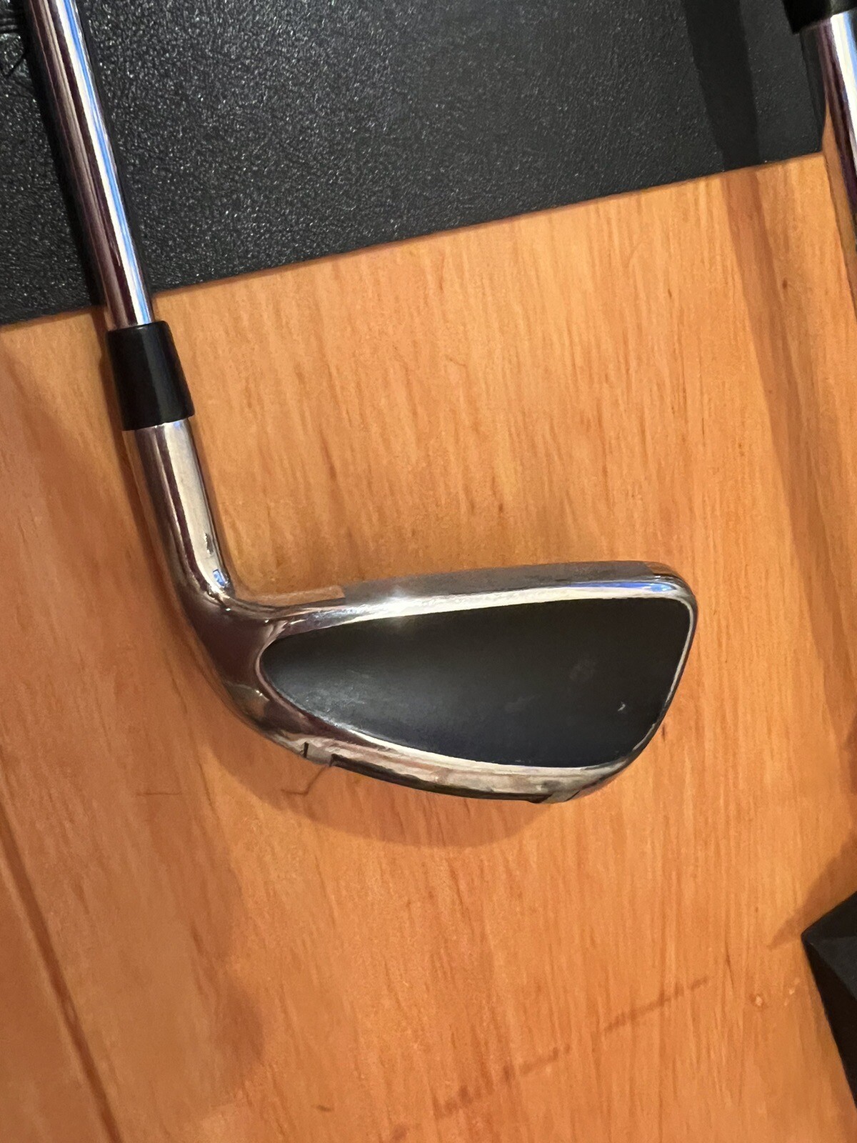 Cleveland Launcher HB  8 Iron. Steel Shaft RH. Single Club.