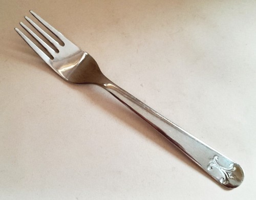 Forchetta da pranzo IKEA KEJSARKRONA 71/2 pollici 19 cm acciaio inox lucido con rotolo pennacchio - Foto 2 di 9