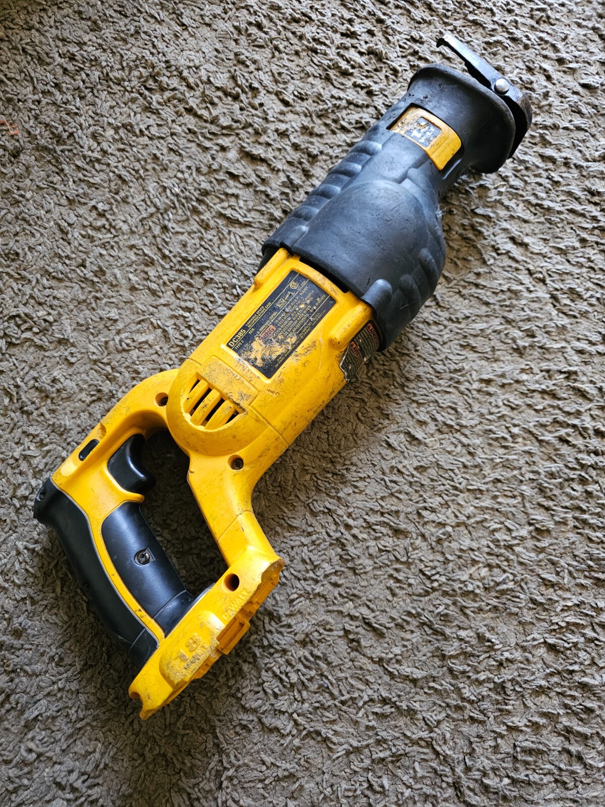 DEWALT DC385 18V Cordless Reciprocating Saw Works FOR PARTS/REPAIR