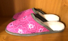 Acorn women pink floral slippers genuine sheepskin fur lining Size 7 NEW w/Tag