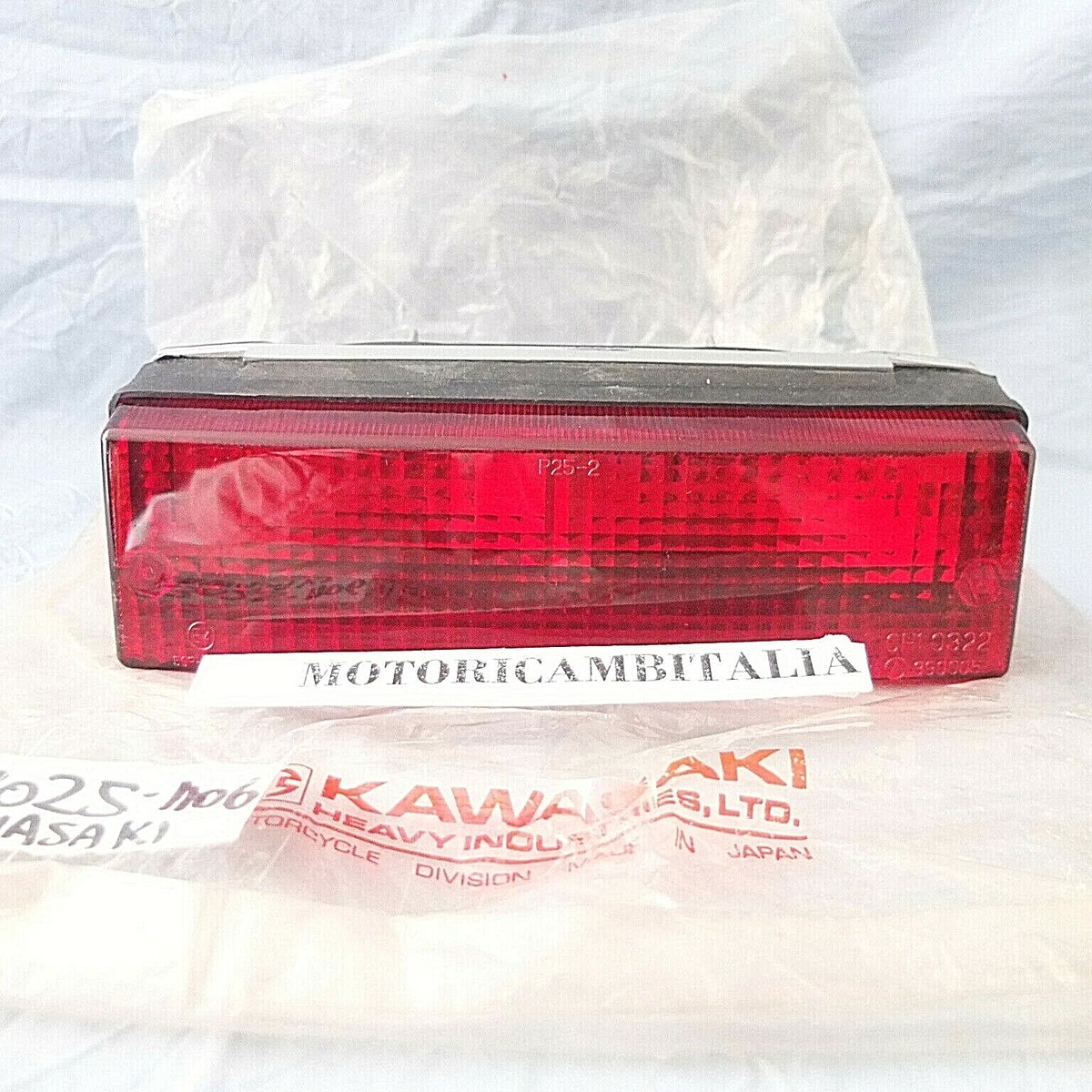 GPZ900リア For Kawasaki GPZ 900 ZX900 84 85 Tail Light Rear | eBay