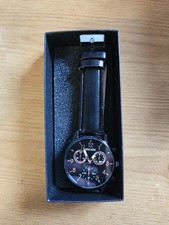 A Stylish Casual Round Dial Faux Leather Quar...