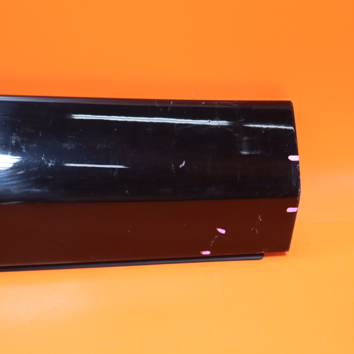 ROLLS ROYCE CULLINAN DOOR MOLDING RIGHT FRONT 2019-2022 2023 51137448586 OEM
