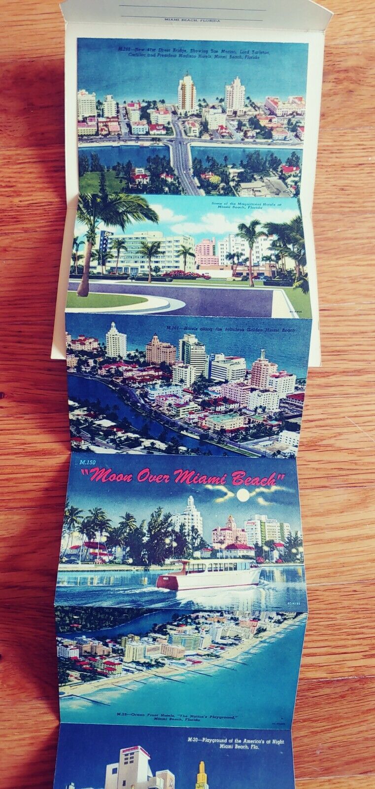 Miami & Miami Beach FLORIDA Vintage Linen Postcard Folder