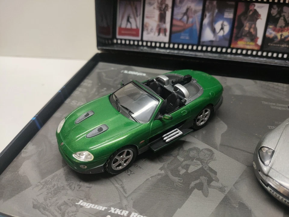 James Bond Dieu Another Day 1/43 Set Minichamps - Photo 3/4