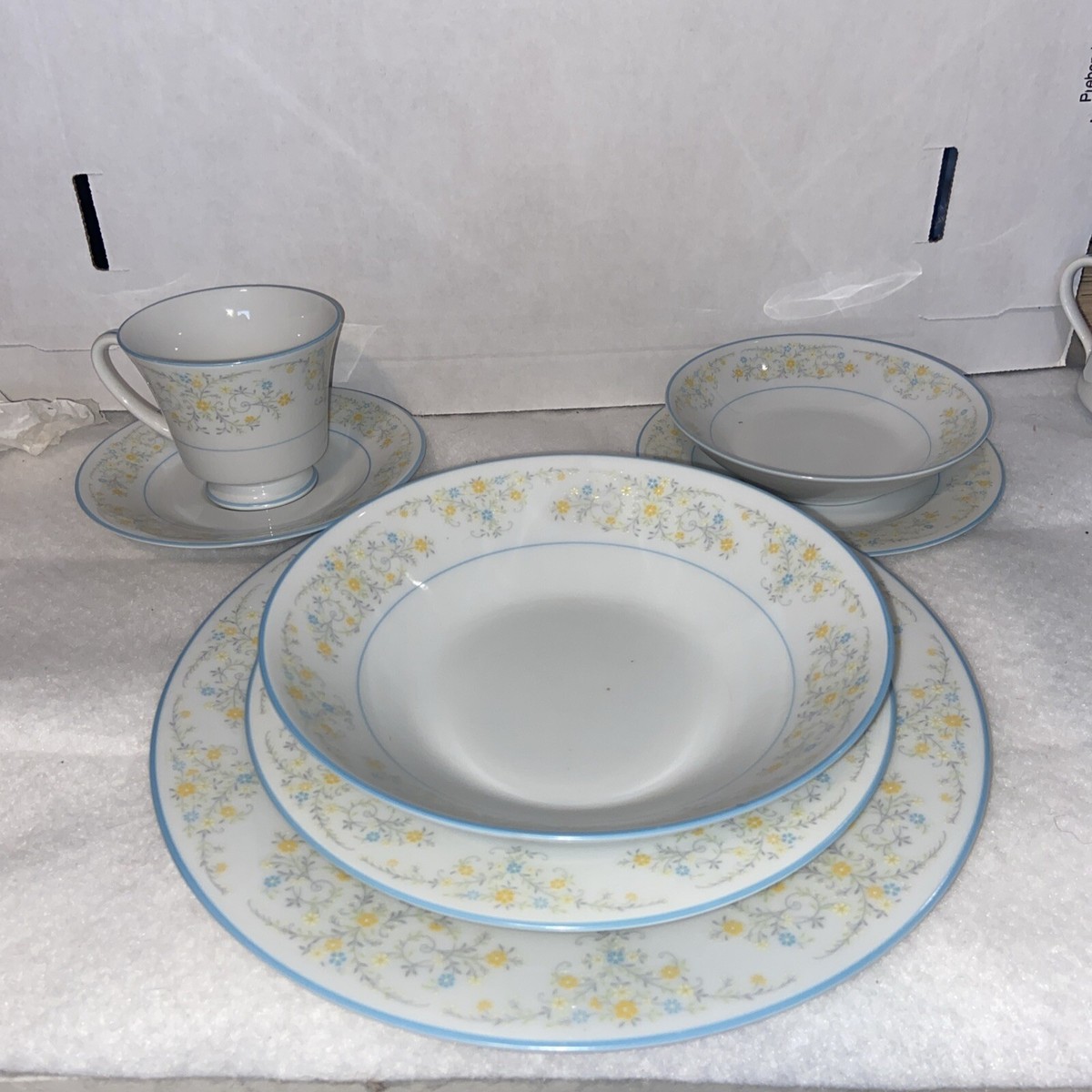 オールドノリタケ、里帰り品です。Old Noritake flower base オールドノリタケ、里帰り品です。Old Noritake flower base