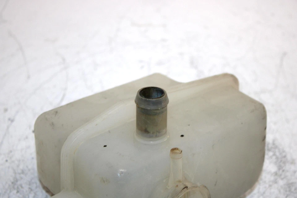 Тройной оригинальный бак для охлаждающей жидкости 98 Arctic Cat Ext 600 0670-494 SA304 - Изображение 2 из 4