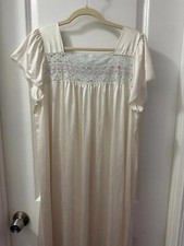 vanity fair nightgown