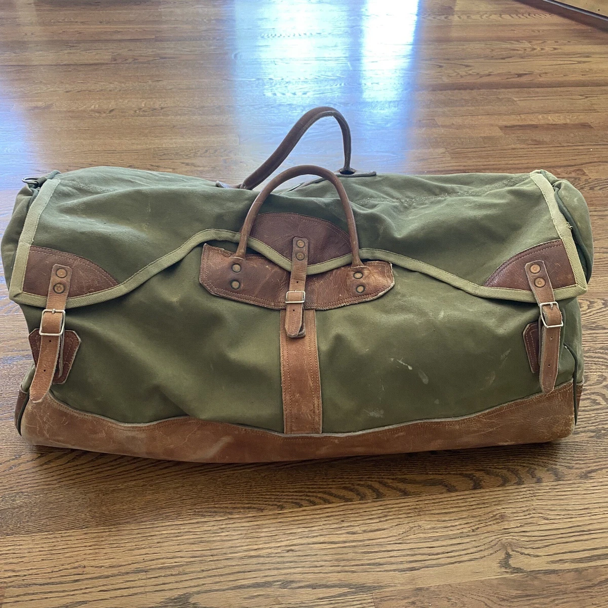 Vintage Orvis Large canvas and leather duffle bag travel hunting Gokey 30