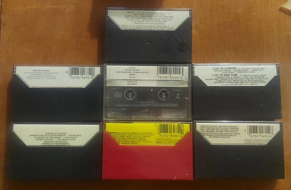 Elton John Cassette Tapes Lot Of 7 ALL Brand New Sealed MCA Records Foto 3 de 3