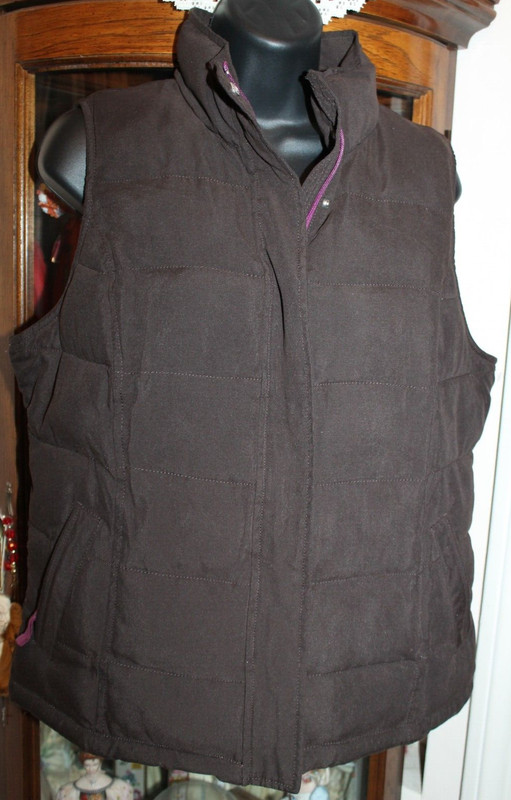 Mervyn’s Merona puffer brown with purple lining NOS vest size medium washable