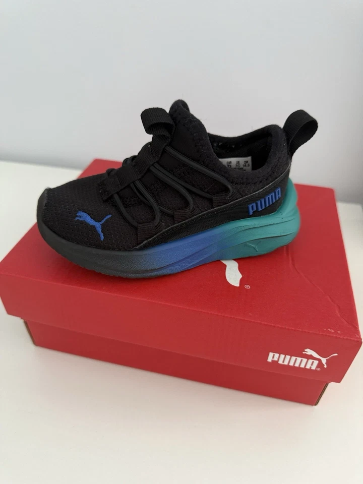 Zapatillas deportivas PUMA para niños EE. UU. 7C UE 23 negras con caja 14,5 cm Foto 2 de 4