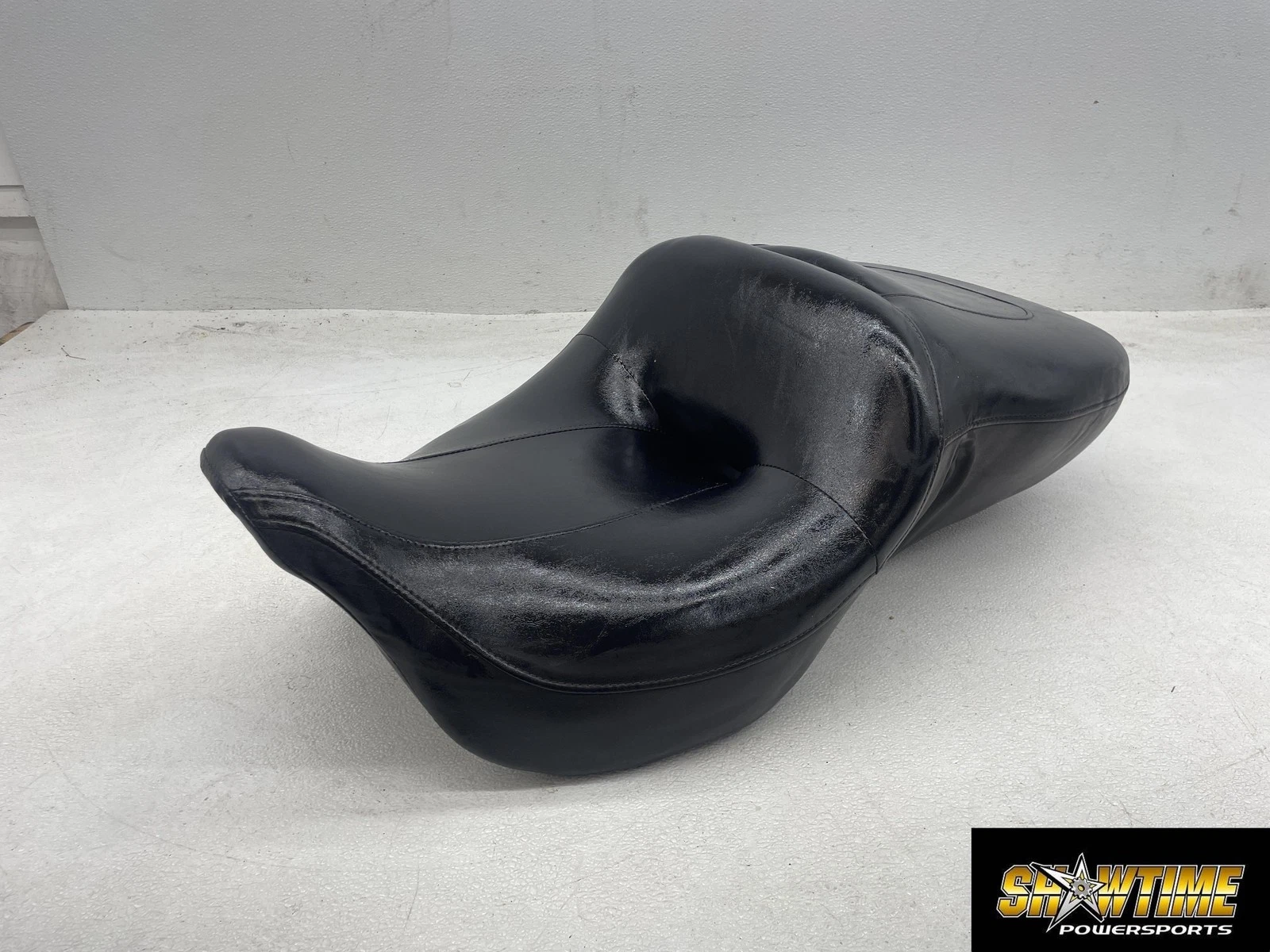 07-11 HARLEY-DAVIDSON ELECTRA GLIDE ULTRA CLASSIC FLHTCU FRONT DRIVERS SEAT