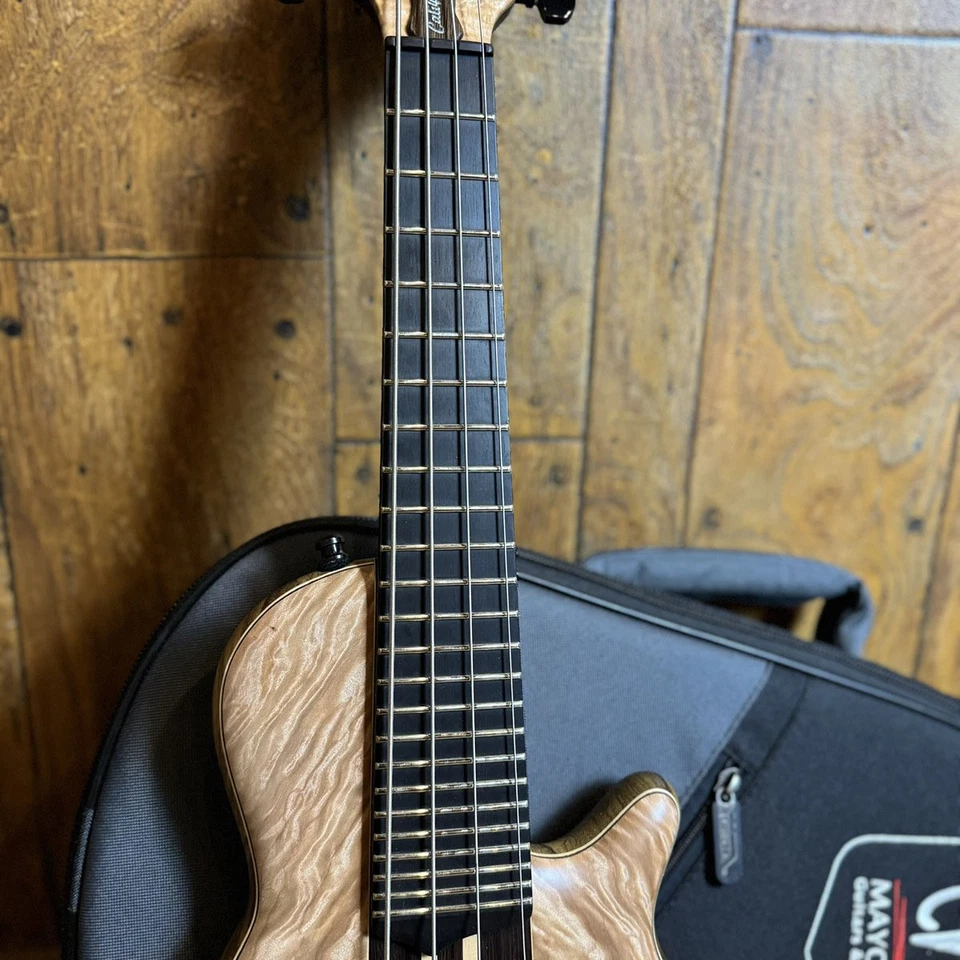 MAYONES Cali 4 Electric Bass Guitar [AUTH] - Image 3 of 4