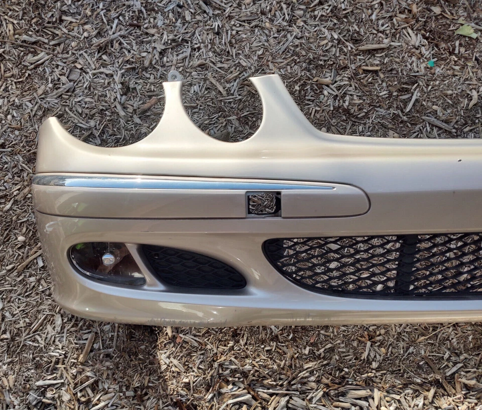 Conjunto de cubierta de parachoques delantero dorado camioneta local Mercedes W211 E320 E500 2003-2006 Foto 3 de 4