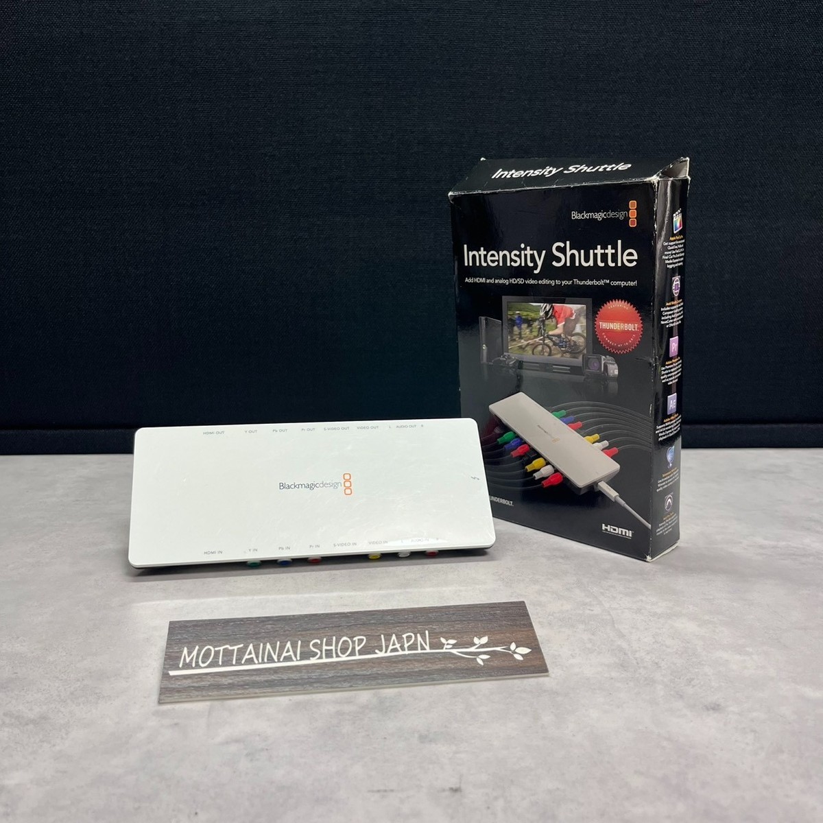 Blackmagic Design Capture Card Intensity Shuttle for THUNDERBOLT