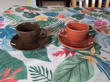 Set Of 2 Fiestaware BROWN & RED ORANGE Coffee Tea Cups Saucers Set. 