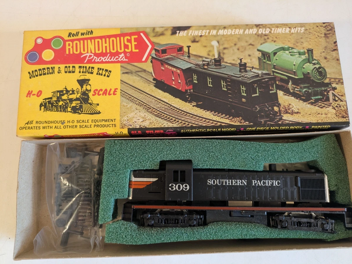 Roundhouse HO Scale Model Railroad Locomotives for sale | eBay