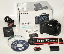 Canon 7D  Mark II 20.0 MP BODY ONLY + 8GB memory. Shutter 30%