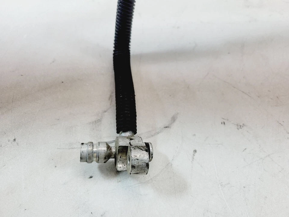 2006 2007 2008 MAZDA 6 MANGUERA DE DESCARGA DE CA GN3G-61-461 Foto 2 de 4