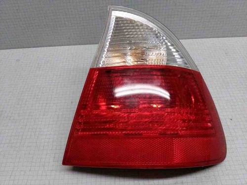 BMW 3 Touring E46 Rücklicht hinten rechts 11A011CT2 11A011B 2.00 32500749