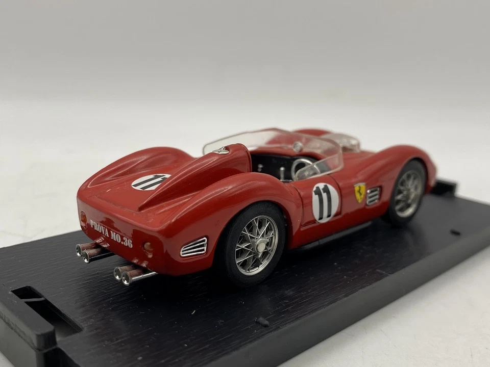 BRUMM Ferrari TR60 Olivier Gendebien 24h Le Mans 1960 1:43 Diecast coche metal - Imagen 3 de 4