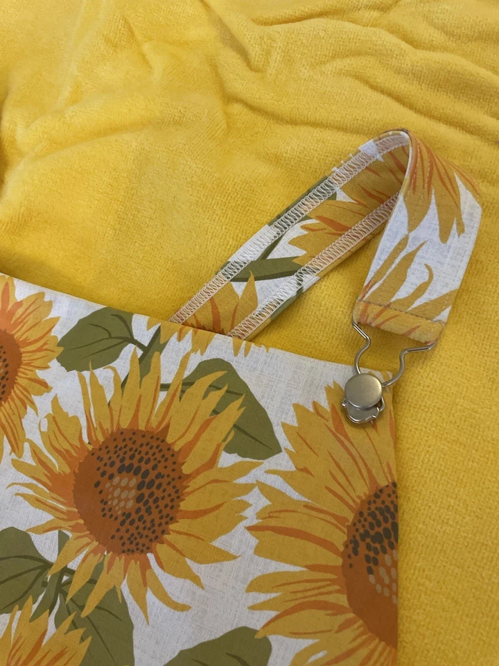 Mono de natación de girasol con leche negra de una pieza Foto 4 de 4