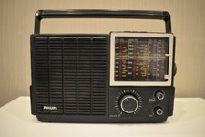 Philips 680 Portable 4 Band Radio Kofferradio inklusive Orginal Garantie Karte