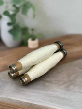 Primitive Everyday ONE pc 6.5" Cream Yarn on Wood Quill