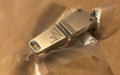 Lautie Crocbeats Haptic Clicker Fidget - Spy Wars - Brass / Copper - EDC - Picture 6 of 10