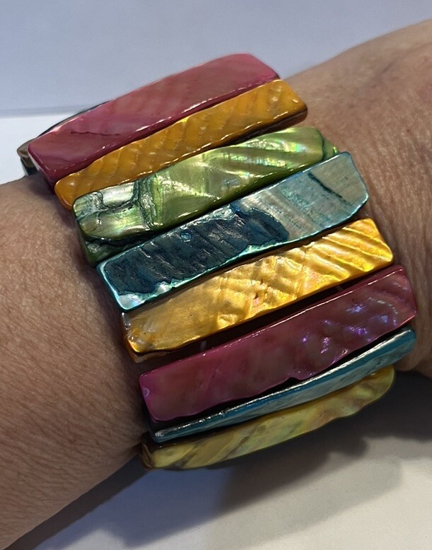 Multicolored Accordion Shell Statement Bracelet O… - image 2