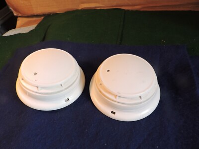 Lot 2 Simplex 4098-9601 Photoelectric Smoke Detectors - Used & 4098-9788 Bases