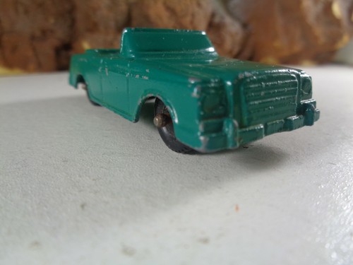 TOOTSIETOY VINTAGE DIE-CAST 1960'S STUDEBAKER LARK CONVERTIBLE 5-67-1-14 - Picture 3 of 11