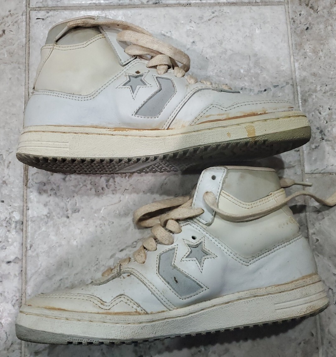 ULTRA RARE 1980'S CONVERSE ALL STAR LEATHER HIGH TOP ULTRA RARE 1980'S CONVERSE ALL STAR LEATHER HIGH TOP