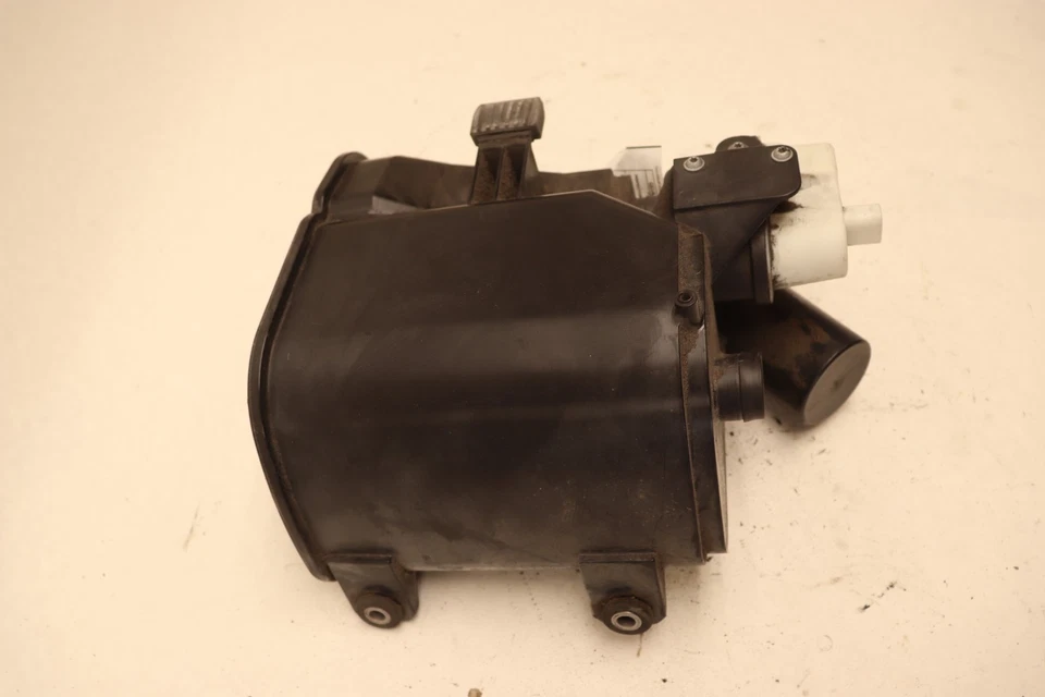 2011-2013 BMW 535I F10 FUEL EMISSION EVAPORATOR CHARCOAL VAPOR CANISTER OEM - Image 4 of 4