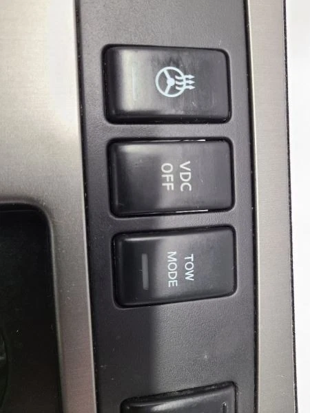 Nissan Armada 2010 2011 palanca de cambios bisel con interruptores plateado Foto 3 de 4